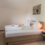 Unterwoetzlhof أبتيناو
